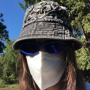 Meet your Posher, Zodiac